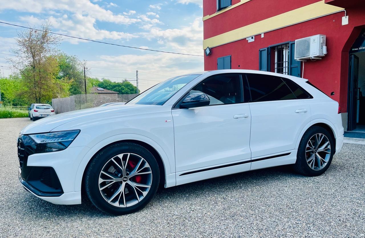 Audi Q8 50 TDI 286 CV quattro tiptronic Sport