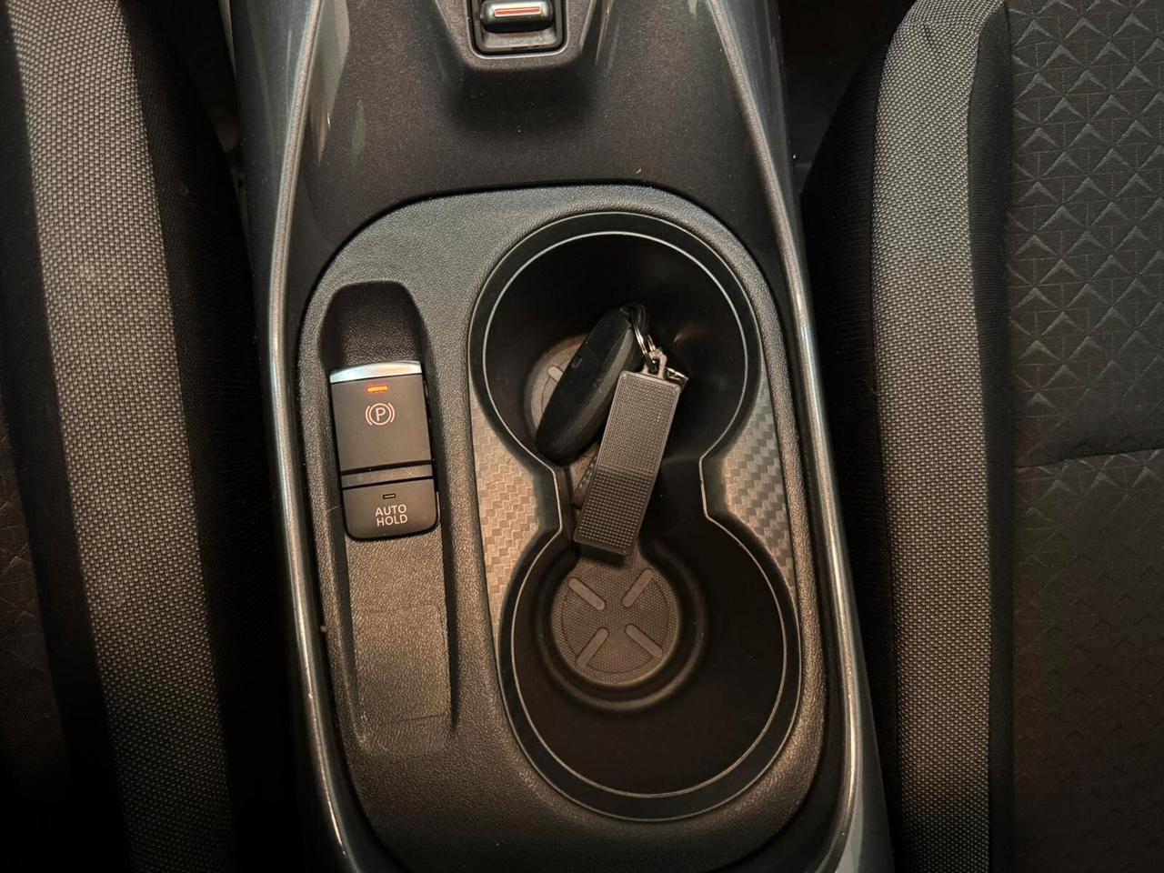 Nissan Juke 1.0 DIG-T 114 CV N-Connecta