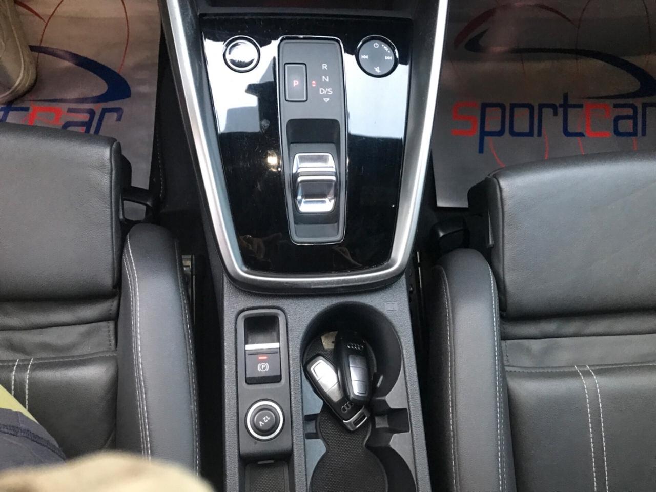 Audi A3 SPB 30 g-tron S tronic 131CV S LINE BLACK EDITION " TETTO PELLE LED MATRIX B&O 18 "