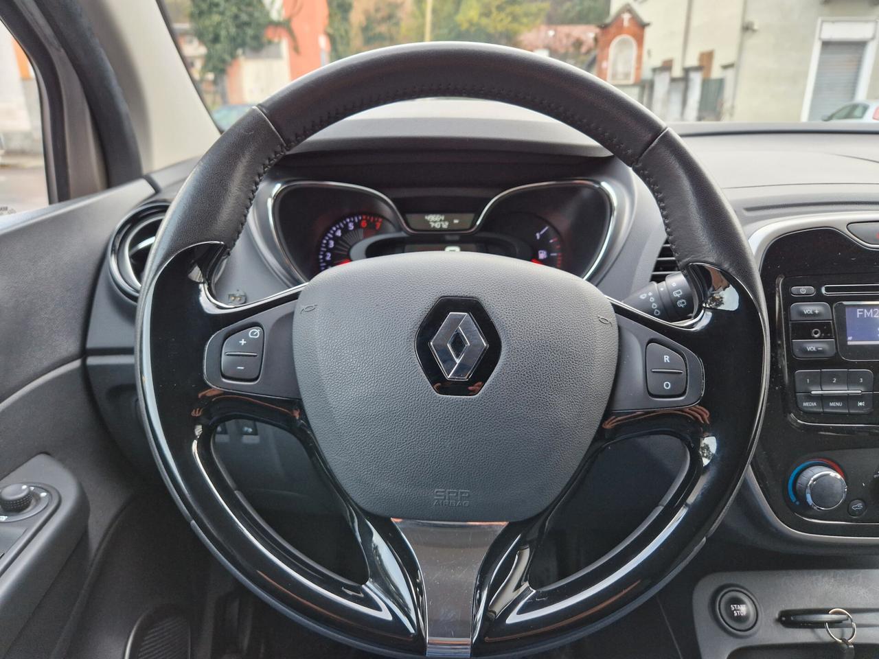 Renault Captur 0.9 90CV "49.600 km" Bluetooth, Cruise, Sensori p.
