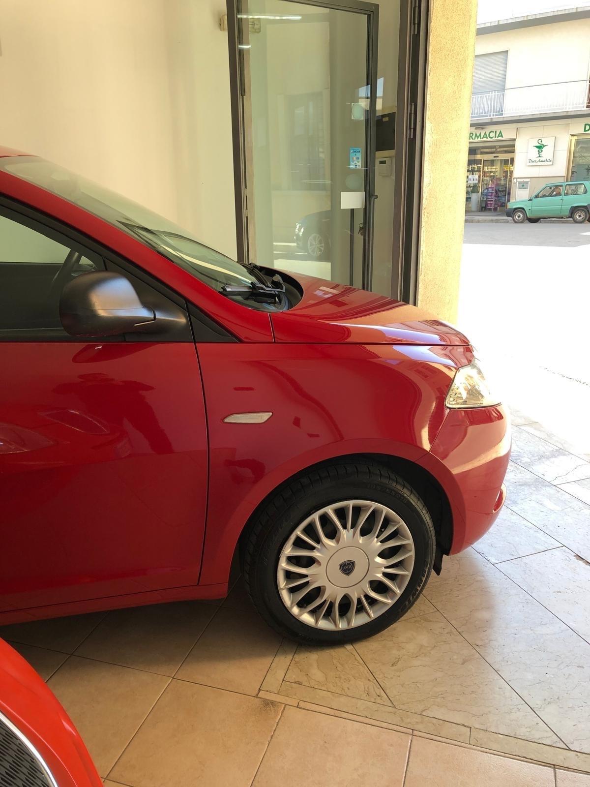 Lancia Ypsilon 1.3 MJT 16V 95 CV 5 porte S&S Gold