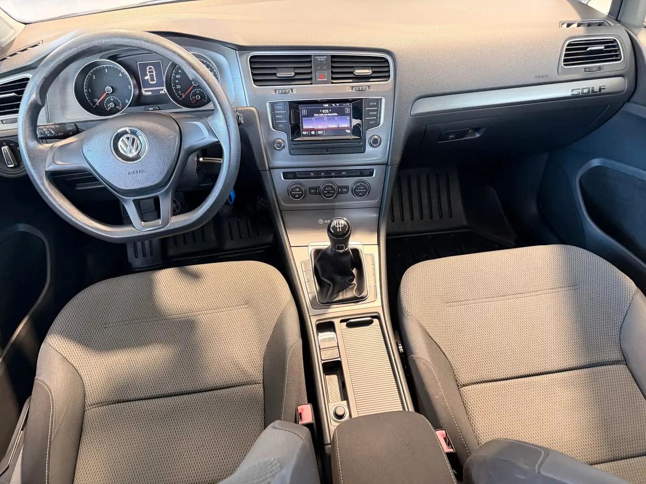 Volkswagen Golf 1.6 TDI 5p. Trendline BlueMotion Technology