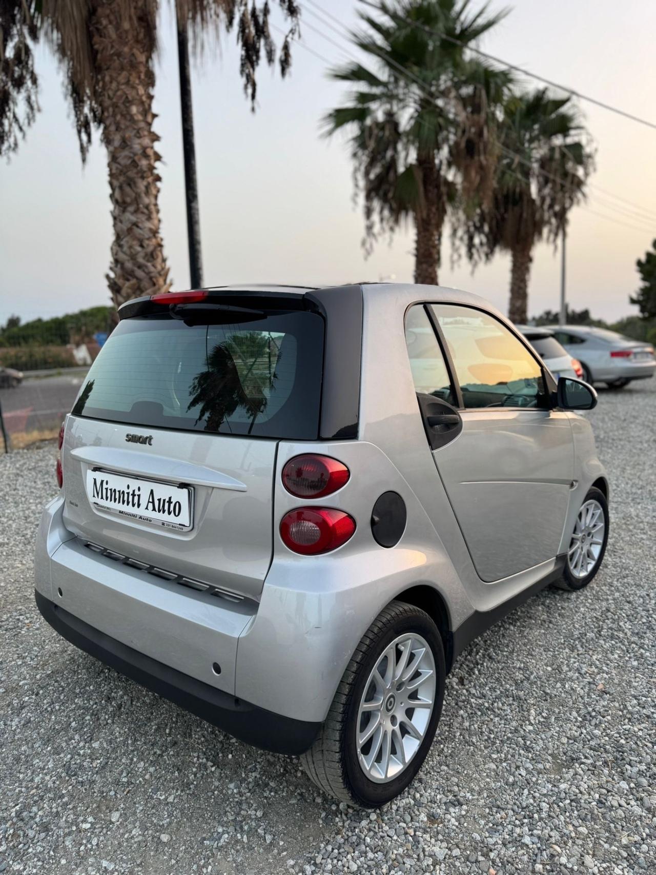 Smart ForTwo 1000 62 kW coupé passion