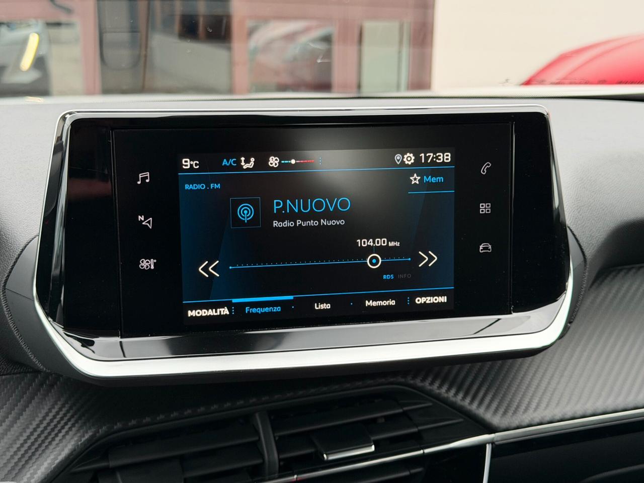 Peugeot 2008 1.5 BLUEHDI 110 cv. ACTIVE