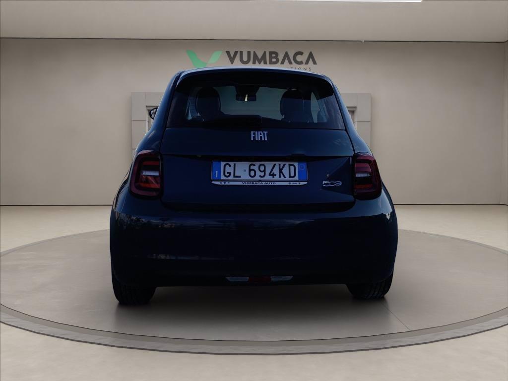 FIAT 500e 42 kWh Icon + del 2022