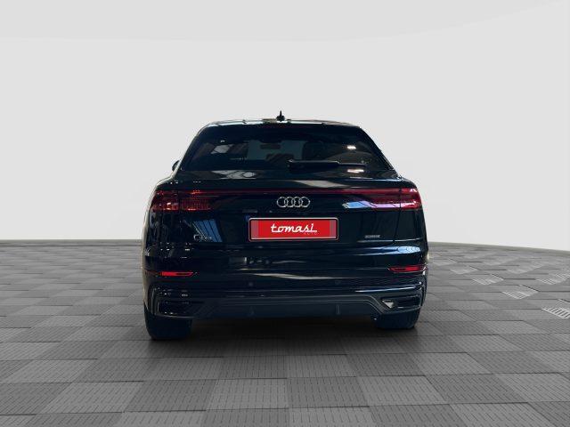 AUDI Q8 Q8 50 TDI 286 CV quattro tiptronic Sport
