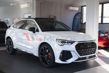 AUDI RS Q3 quattro S tronic