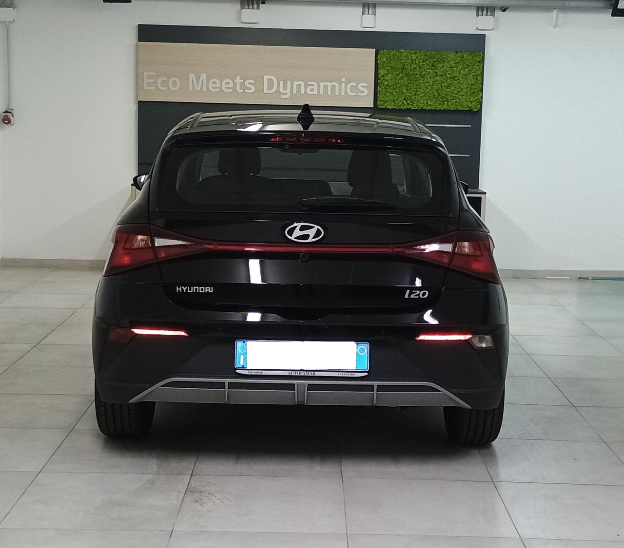 Hyundai i20 1.2 MPI MT Connectline