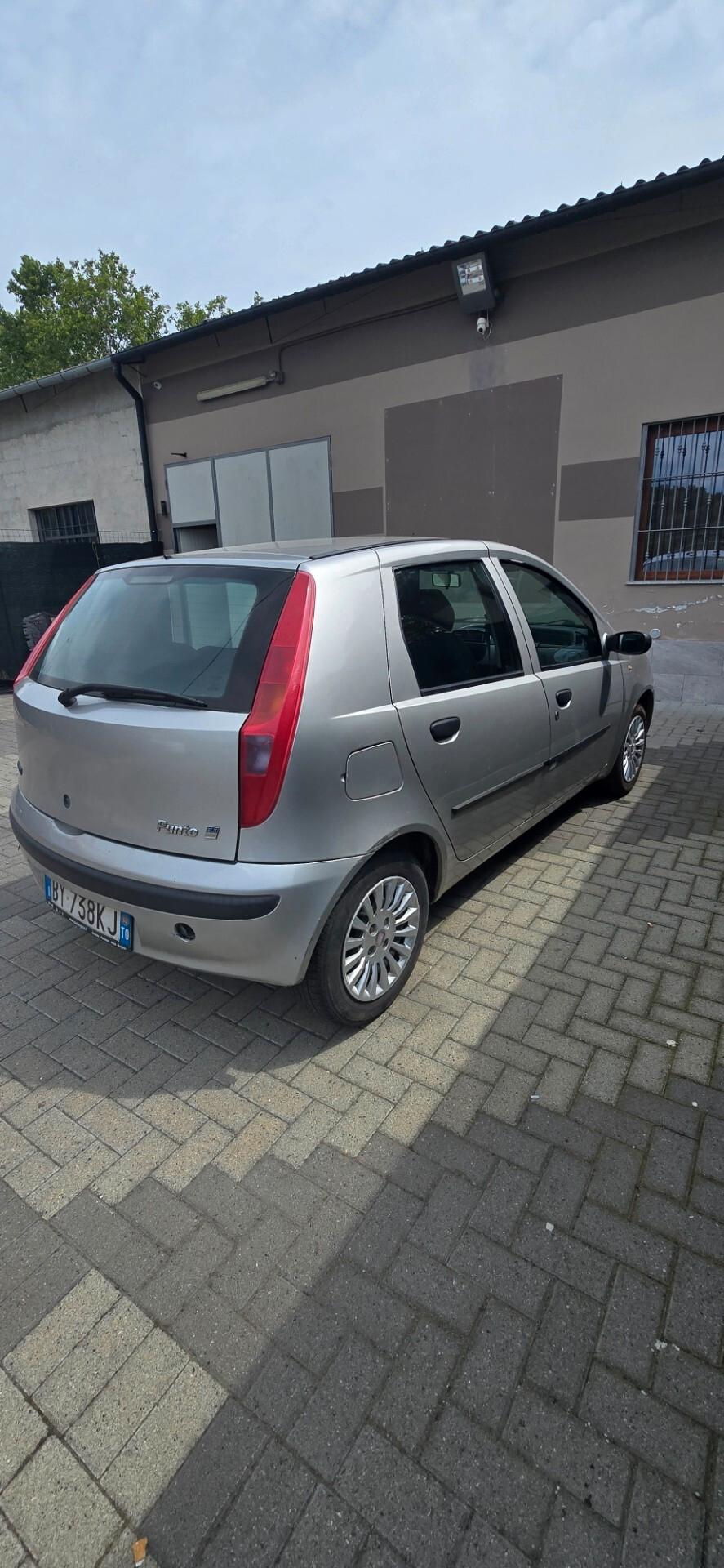 Fiat Punto 1.2 8 valvole 60cv euro 3
