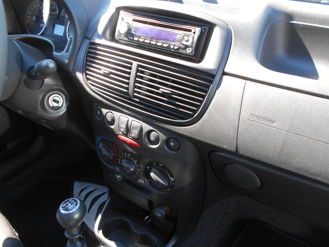 Fiat Punto 5P 1.2 GPL