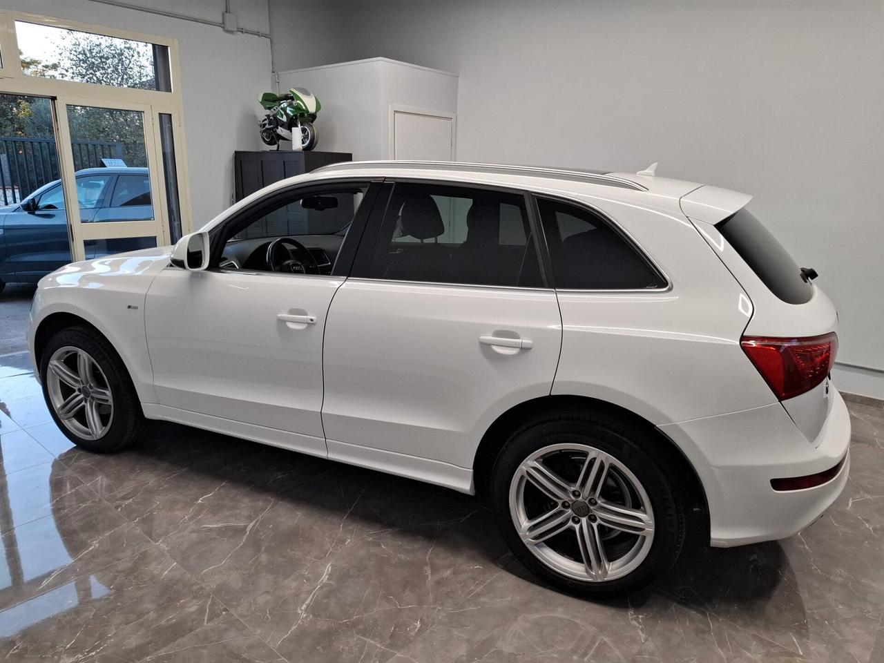 AUDI Q5 2.0 TDI 170 CV S line S tronic TETTO PANORAMICO APRIBILE.