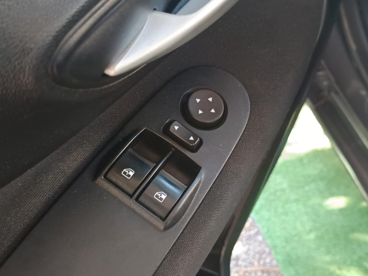 Fiat Punto 2013 - 1.3mjt Lb automobili