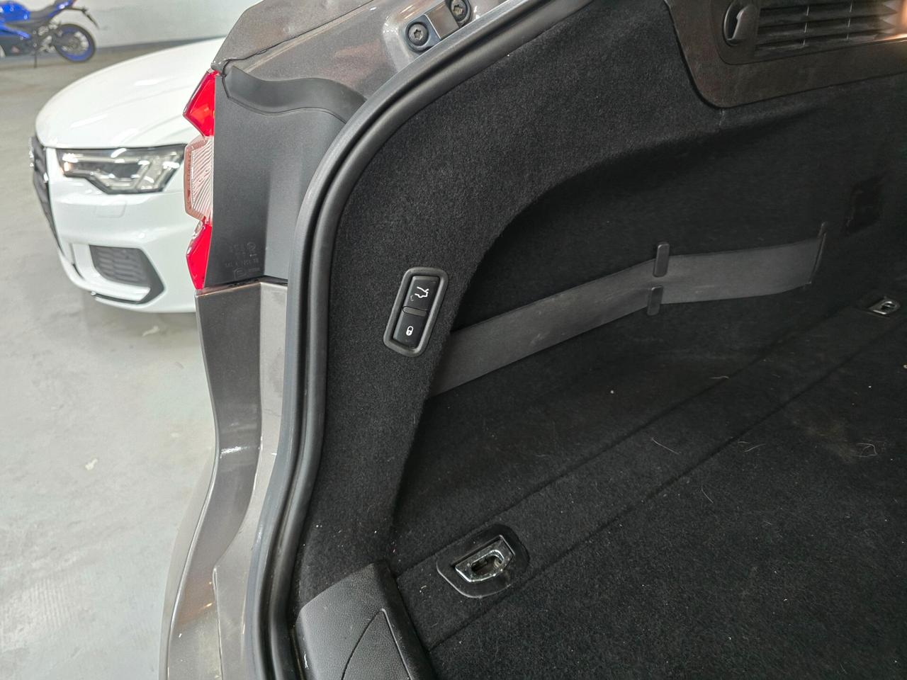 Maserati Levante V6 TETTUCCIO APRIBILE E PANORAMICO