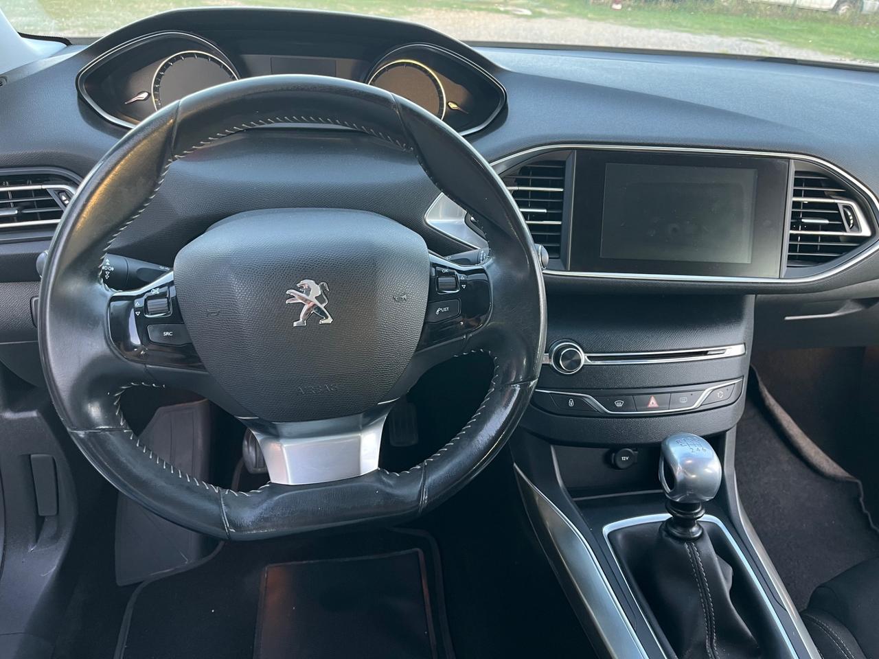 Peugeot 308 1.6 e-HDi 115 CV Stop&Start Allure