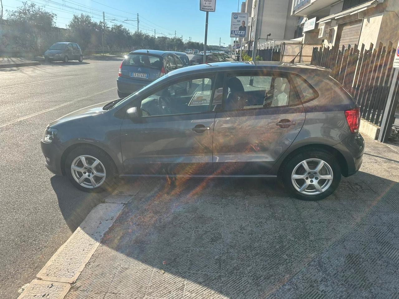 Volkswagen Polo 1.4 5 porte Highline