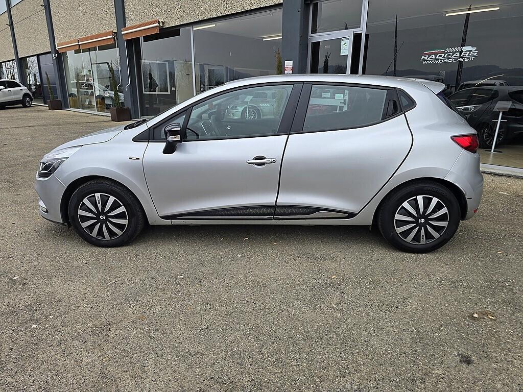 Renault Clio dCi 90 CV 5 Moschino Intens