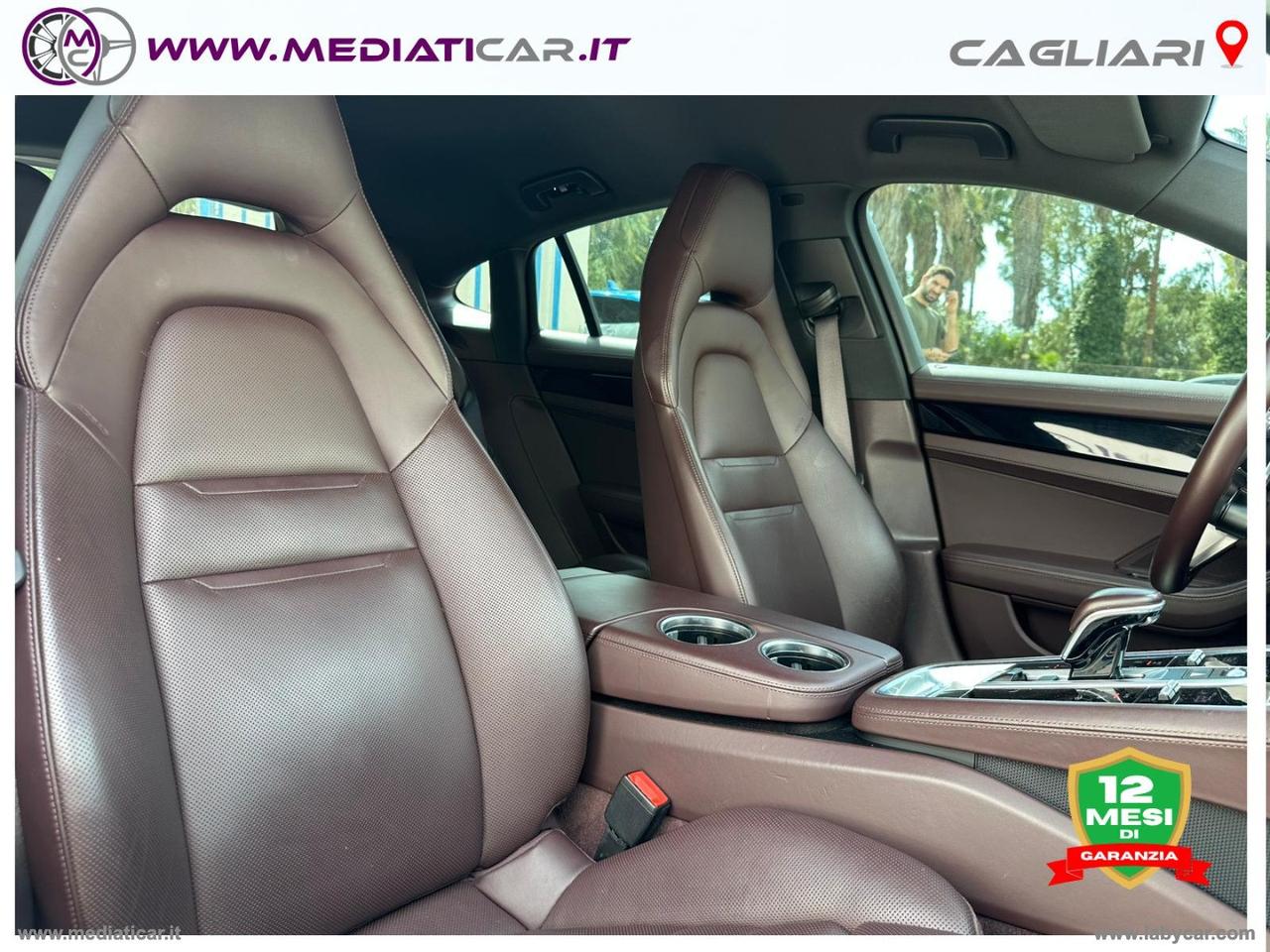 PORSCHE Panamera 4S
