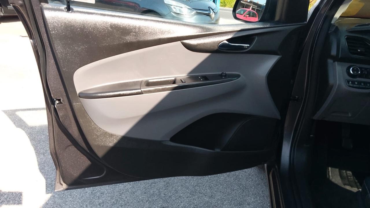 Opel Karl 1.0 BENZINA neo patentati