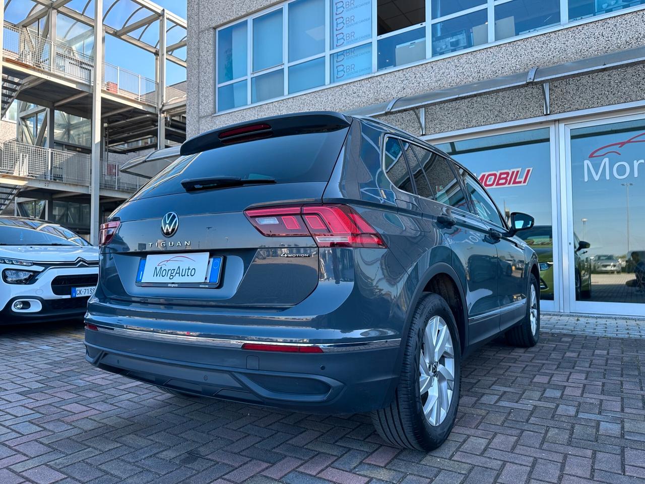 VW Tiguan 2.0TDI 150CV 4MOTION DSG NAVI! FULL LED!