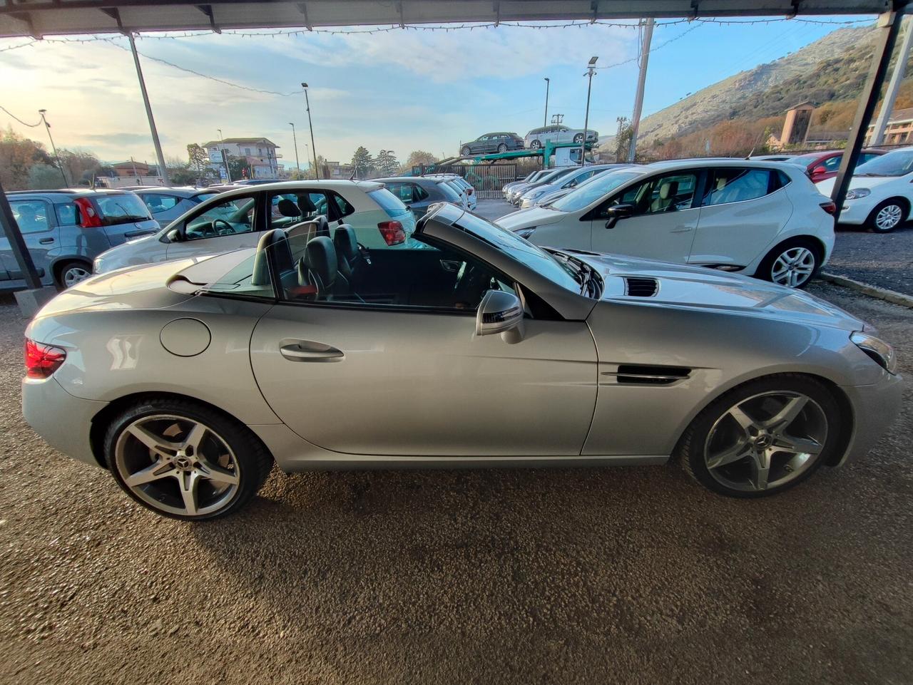 Mercedes-benz SLC 250 250d PREMIUM AMG