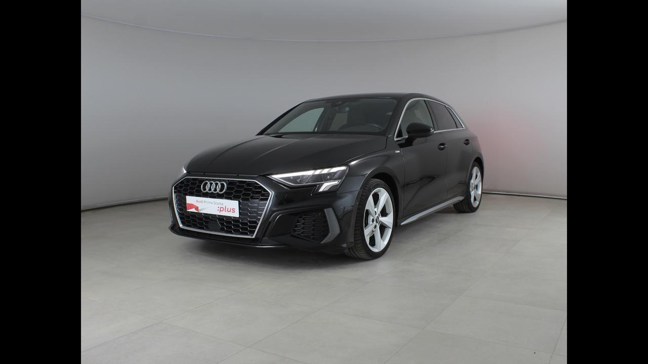 AUDI A3 IV 2020 Sportback - A3 Sportback 35 2.0 tdi S line Edition s-tronic