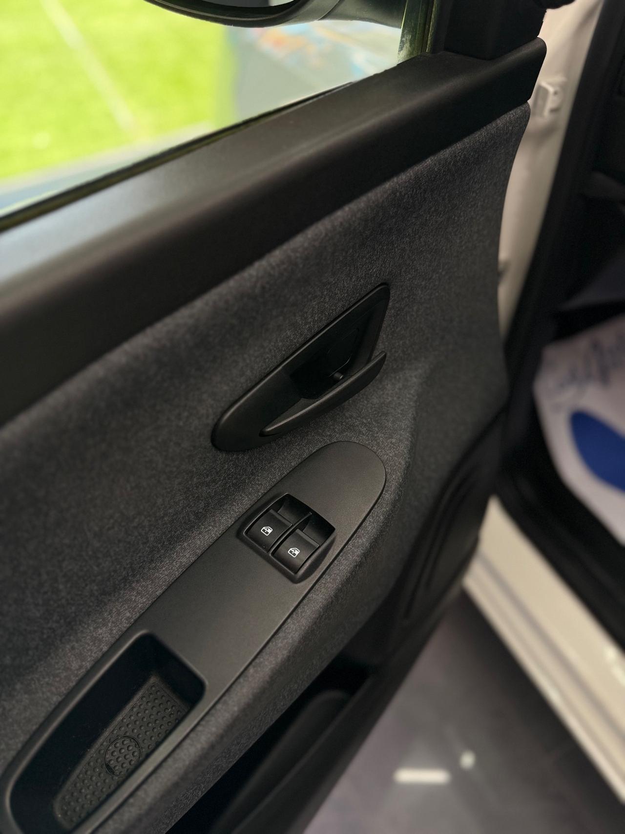 Lancia Ypsilon 1.2 Benz 69cv Platinum 11/2020 Nuova