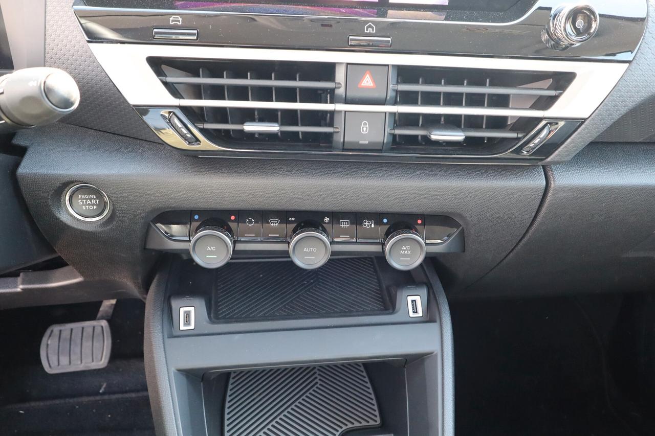 CITROEN C4 1.2cc Hybrid 145cv e-dcs6 Max