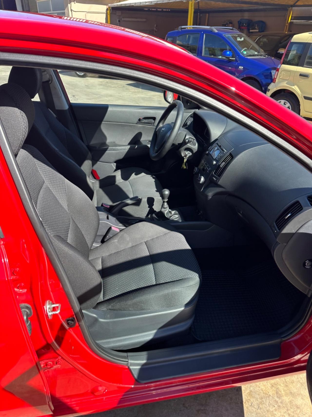 Hyundai i30 1.4 16V 109CV 5p. Active