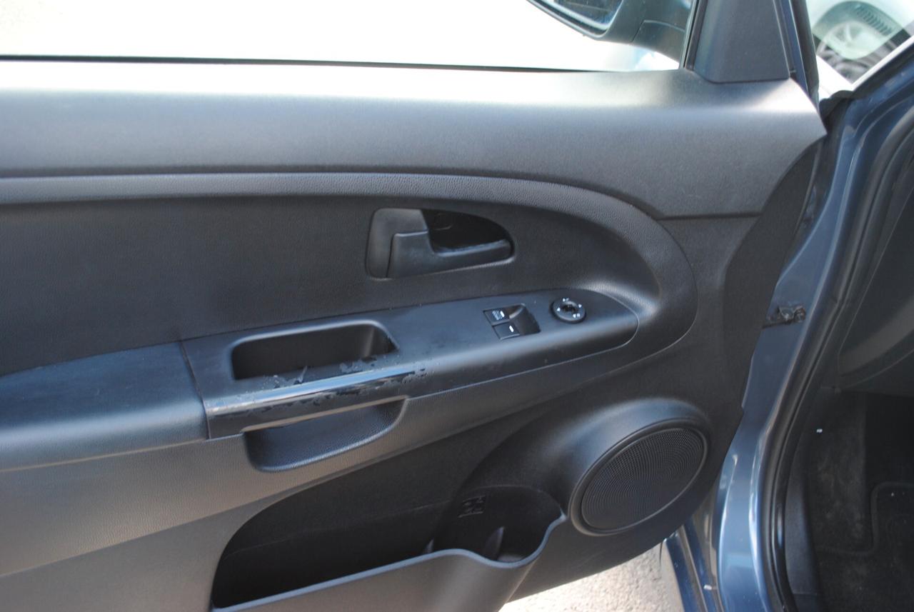 KIA VENGA 1.4 90 CV BENZ/GPL OK NEOPATENTATI