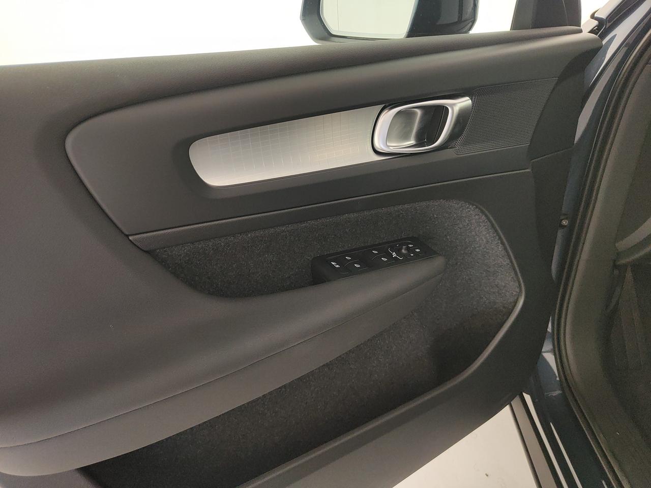 VOLVO XC40 2.0 b3 Core auto