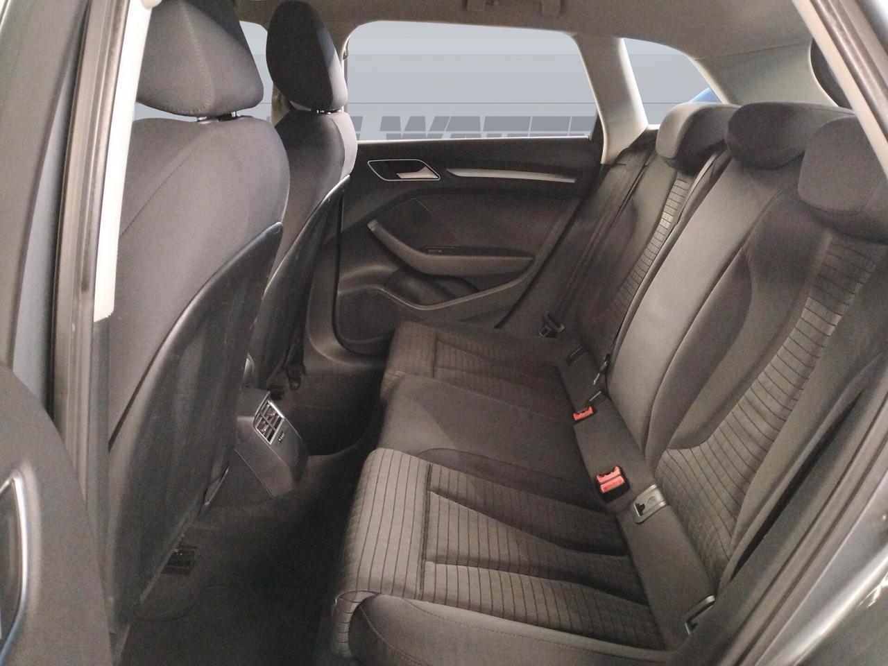 Audi A3 1.6 TDI clean diesel s-tronic Ambition - NEOPATENTATI