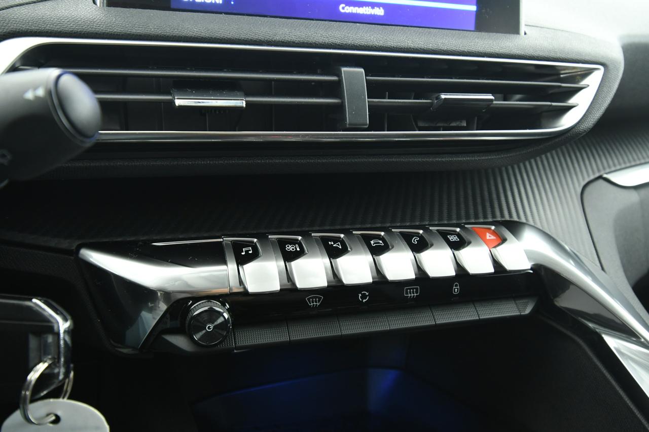 PEUGEOT 3008 1.5 bluehdi Business s&s 130cv eat8 APP CONNECT+NEOPATENTATI