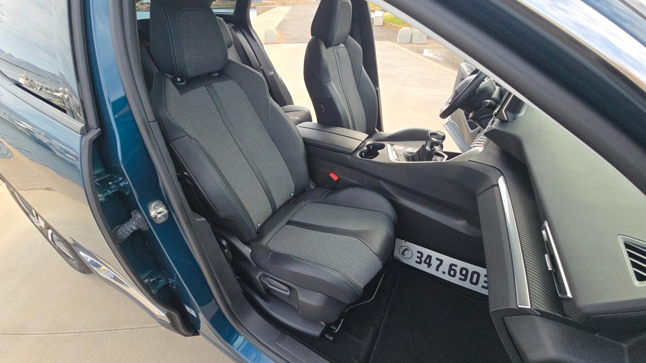 Peugeot 3008 BlueHDi 130 S&S Allure Pack