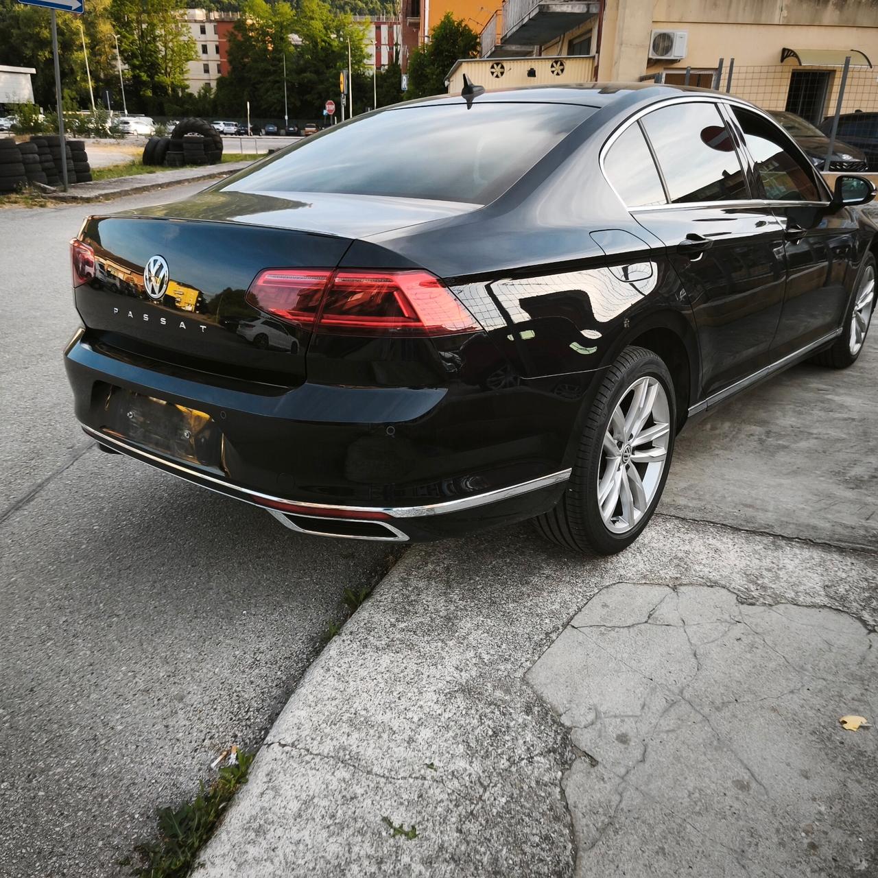 Volkswagen Passat 2.0 TDI SCR EVO DSG Business