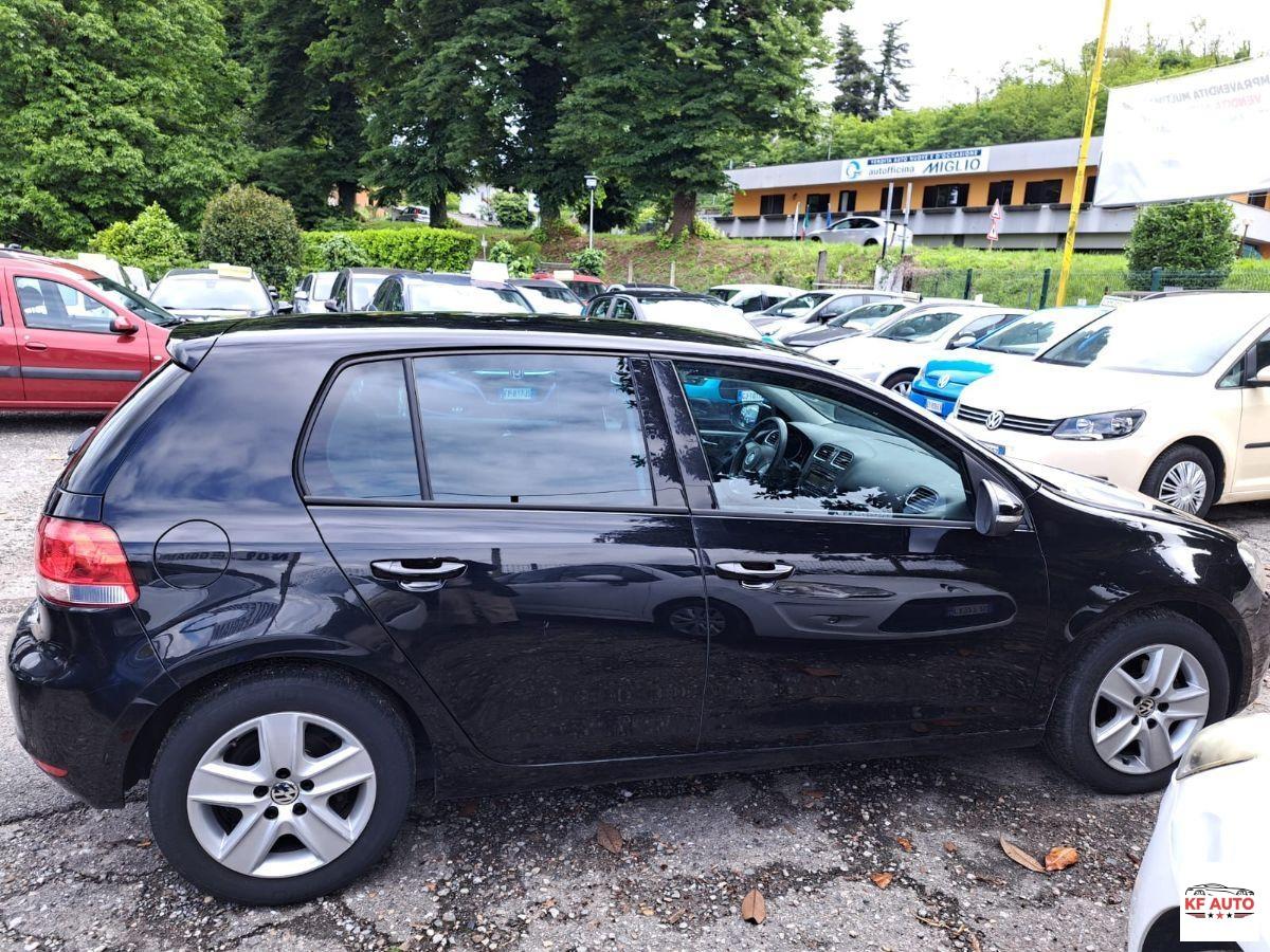VOLKSWAGEN - Golf 1.6 tdi Comfortline 5p