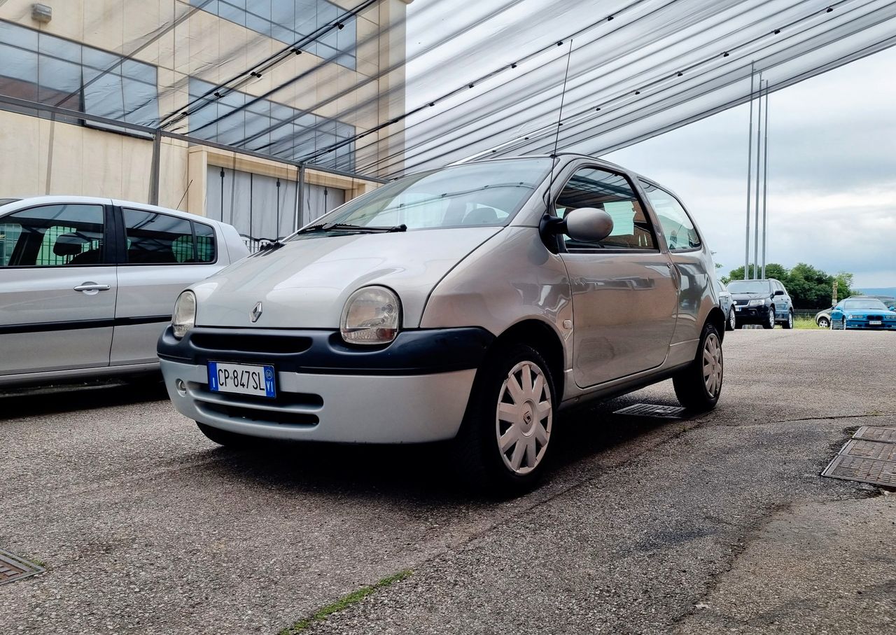 RENAULT TWINGO 1.2 BENZINA 54CV AUTHENTIQUE