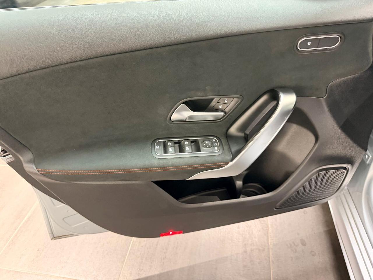 Mercedes-benz A 200 Automatic AMG Line Premium