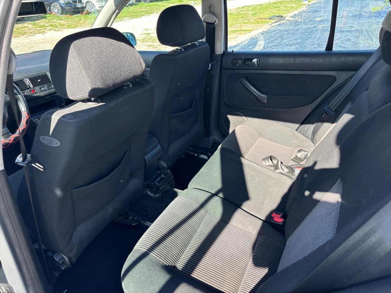 Volkswagen Golf 1.9 TDI 5 porte Gancio Traino