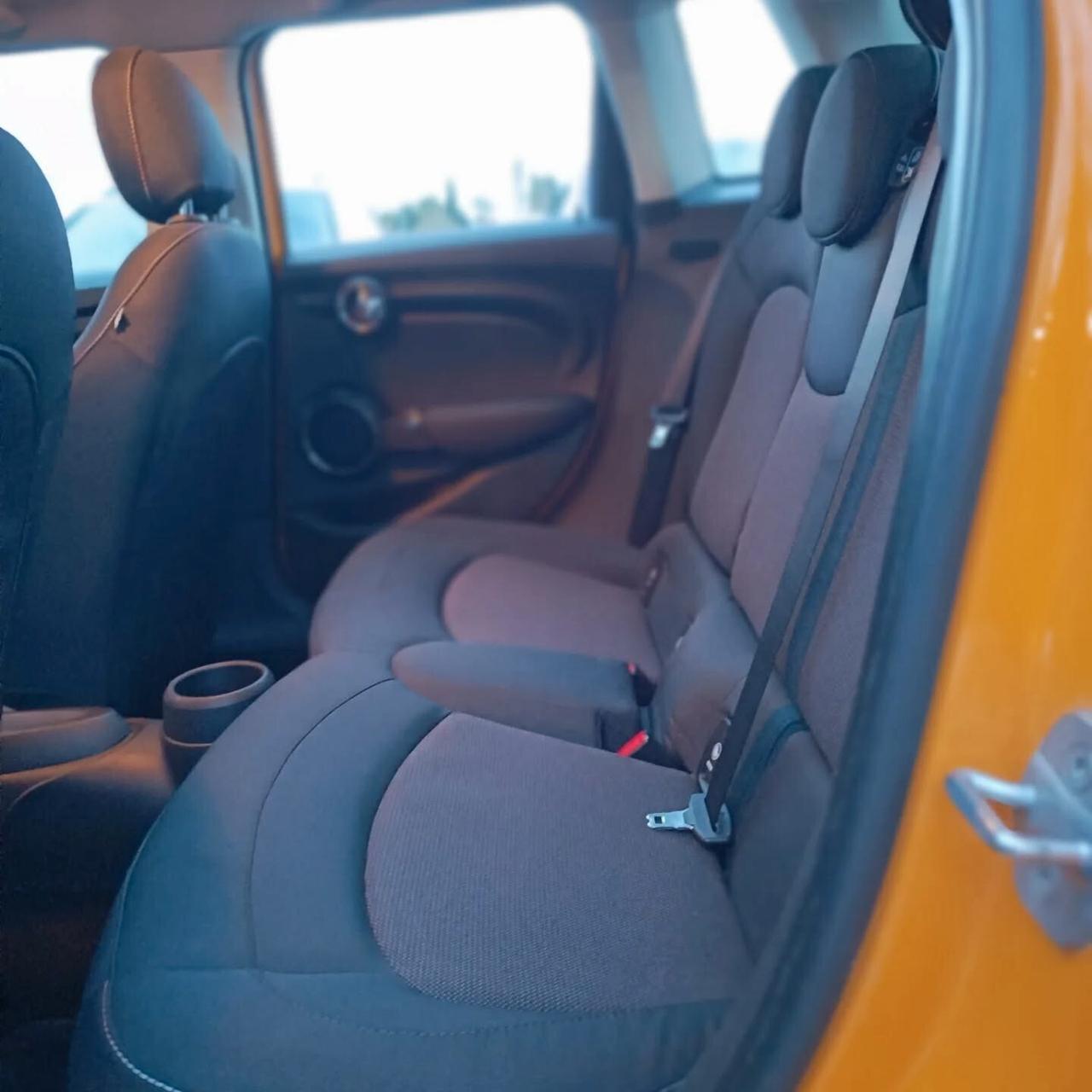 Mini 1.5 One D SOLI 85.000KM BLACKPACK