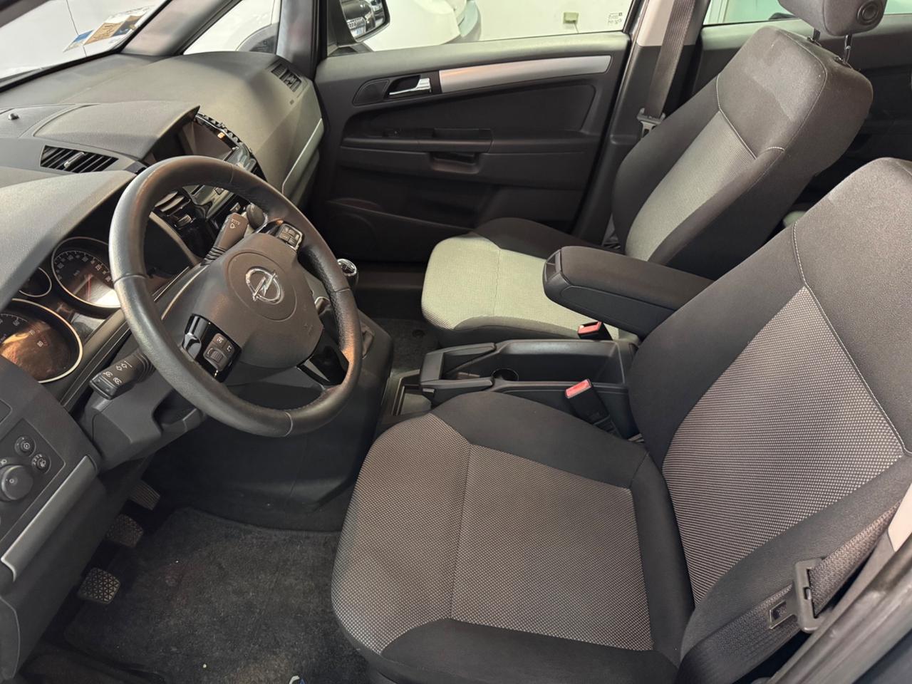 Opel Zafira 1.6 EcoM