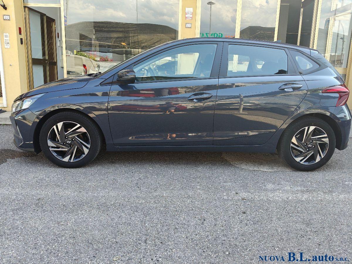 HYUNDAI - i20 1.2 Connectline Exterior Pack Gpl