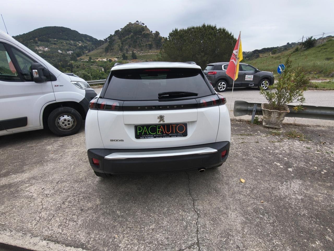 Peugeot 2008 BlueHDi 110 S&S Allure Pack