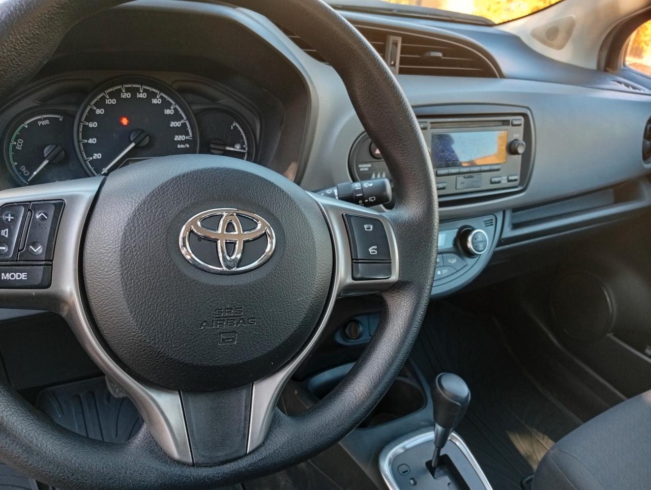 Toyota Yaris 1.5 Hybrid 5 porte Cool