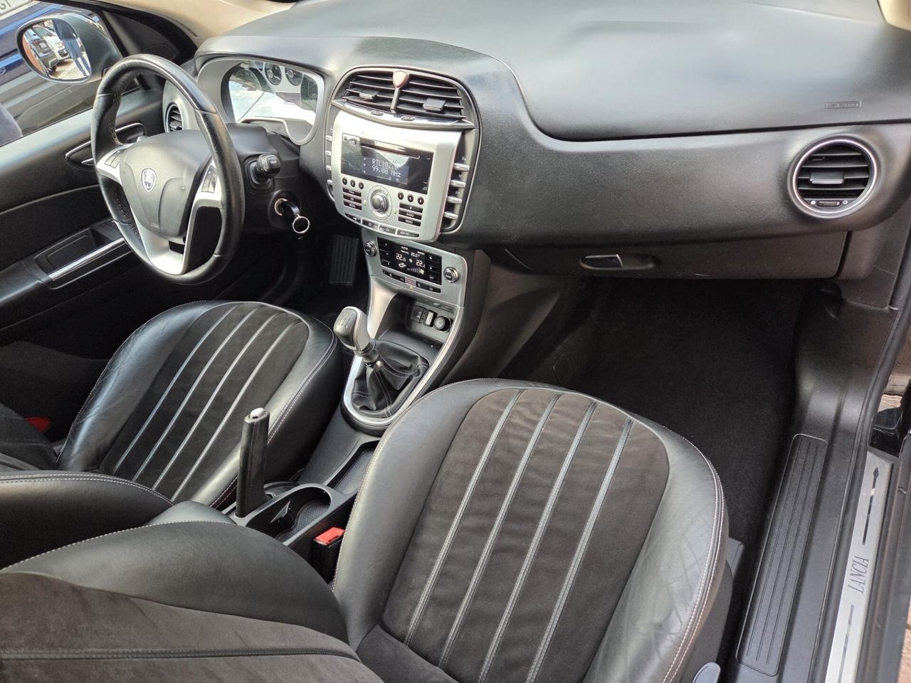 Lancia Delta 1.6 MJT DPF Gold