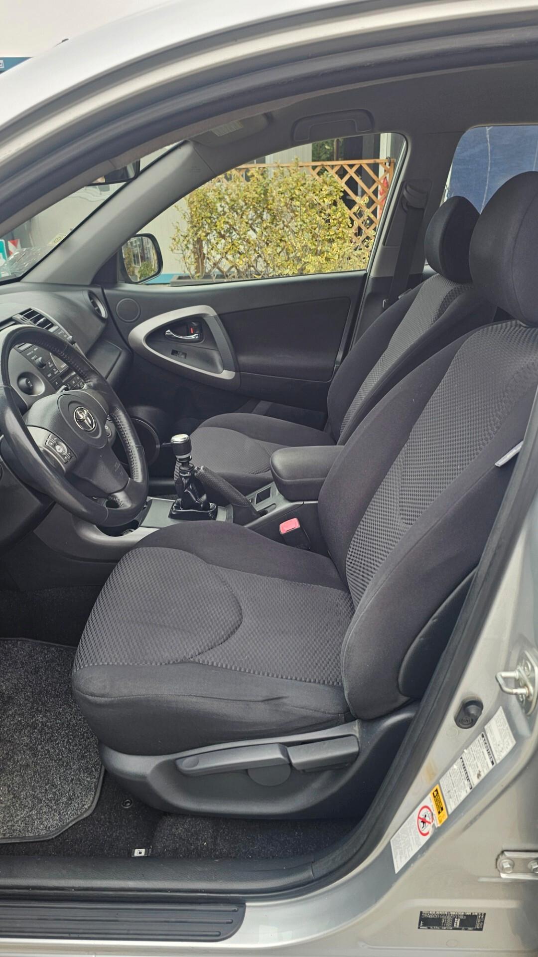 Toyota RAV 4 RAV4 2.2 D-4D 136 CV Luxury