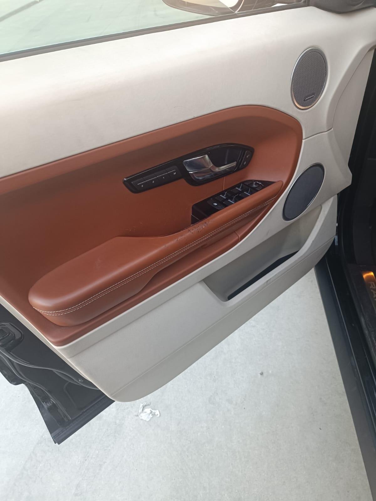 Land Rover Range Evoque 2.2 TD4 5p. Prestige