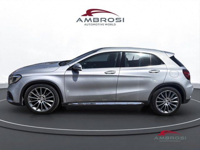 MERCEDES-BENZ GLA 200 CDI 200 d Automatic 4Matic Premium - PER OPERATOR