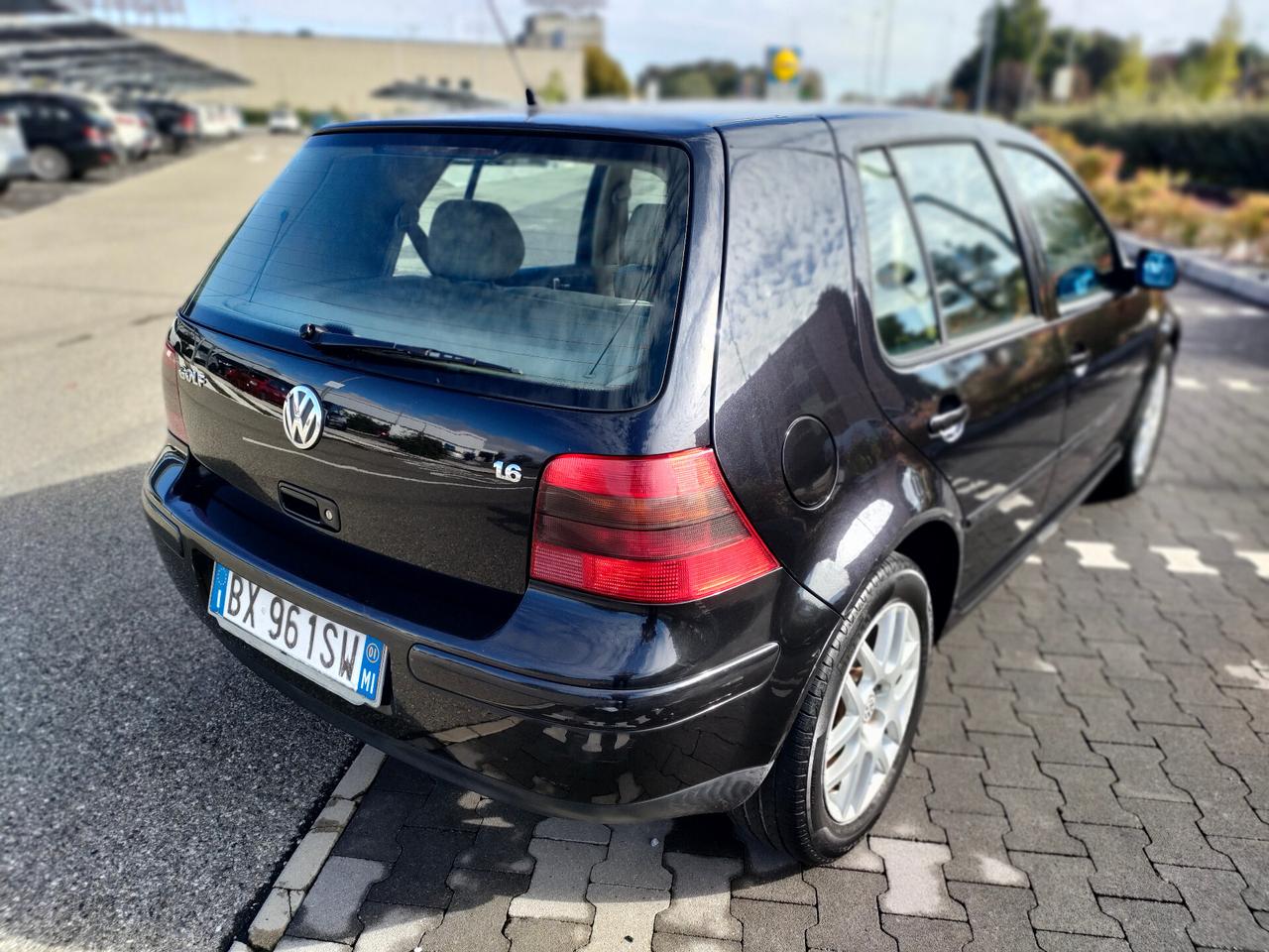Volkswagen Golf 1.6 5p. aut. ASI e CRS Highline