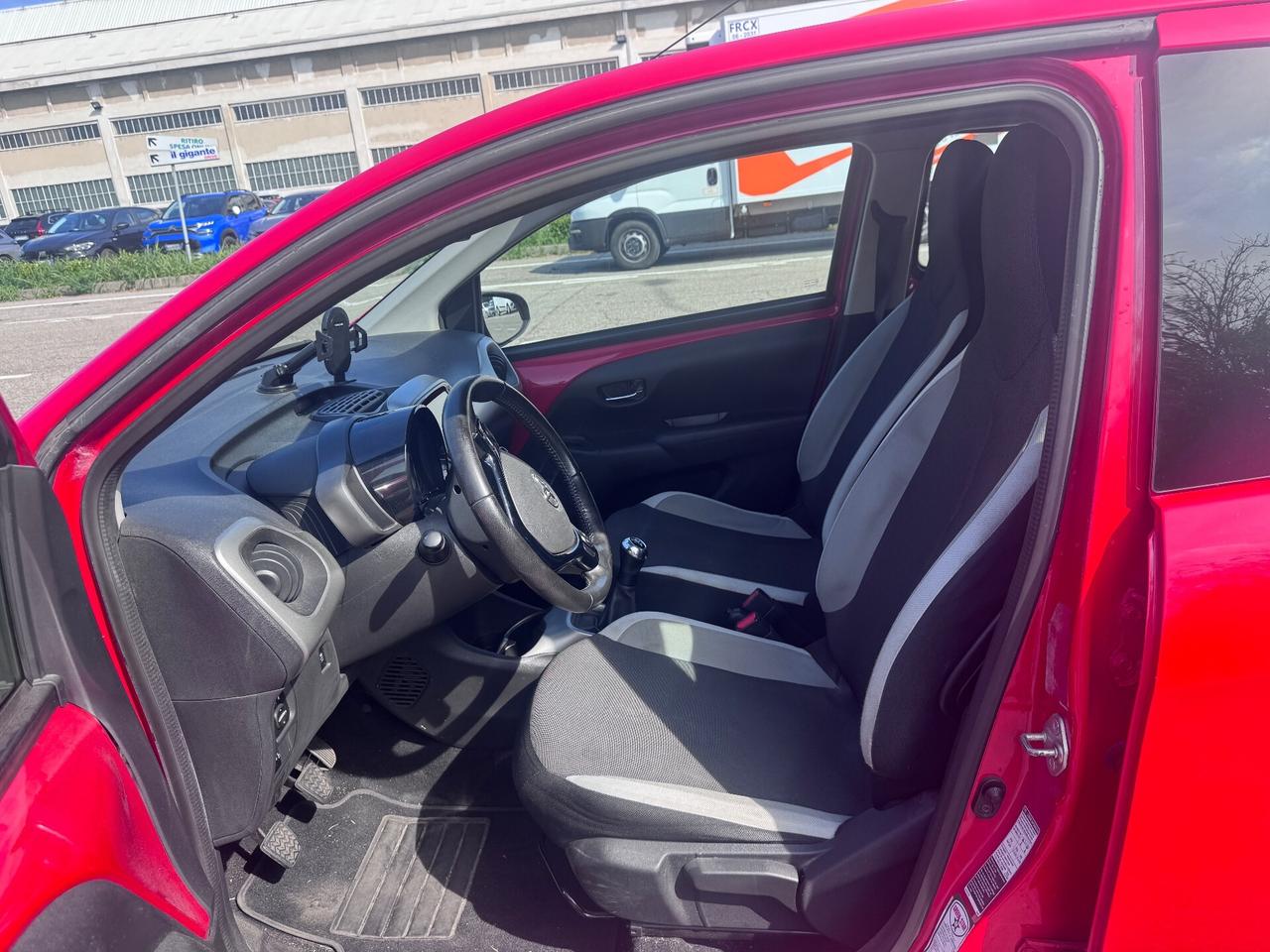 Toyota Aygo 1.0 VVT-i 69 CV 5 porte 11/2016