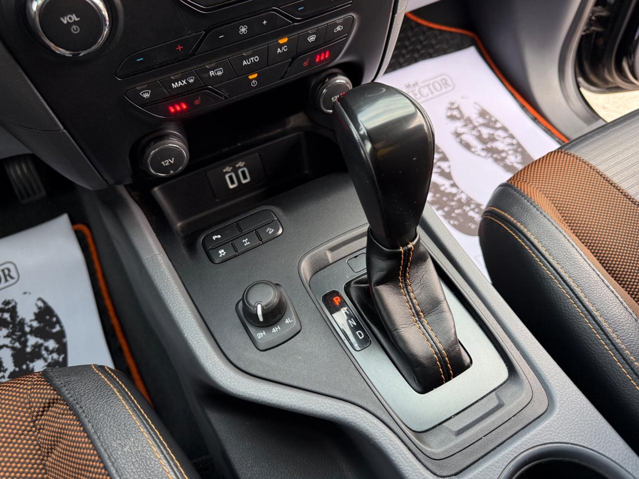 Ford Ranger 3.2 TDCi DC Wildtrak SHADOW BLACK